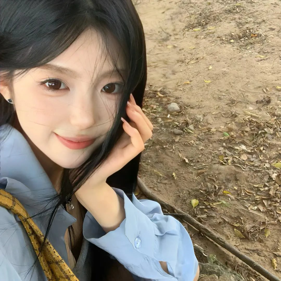 女儿国嬉春